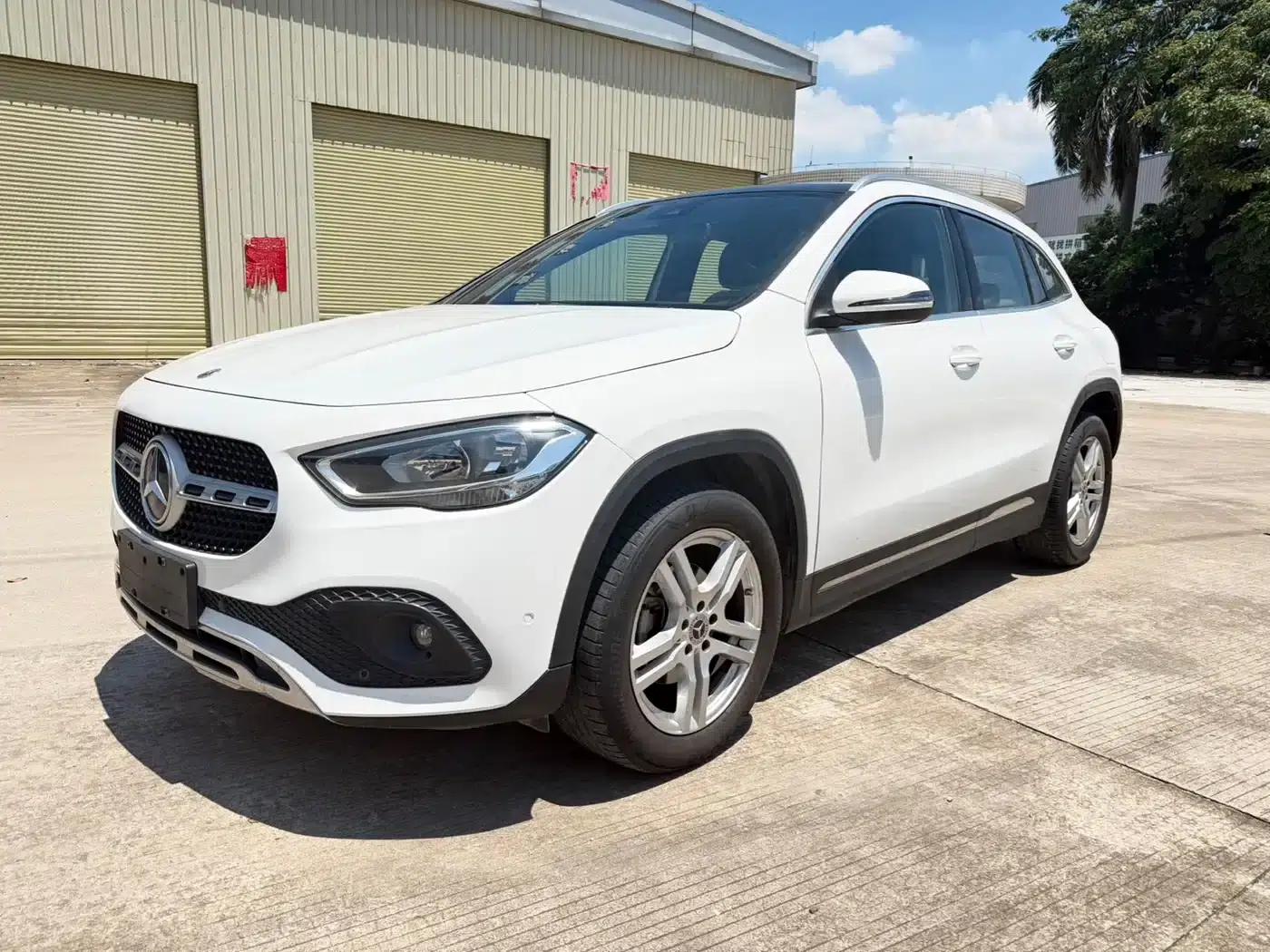2022 Mercedes-Benz GLA Facelift GLA 180 — миниатюра 1