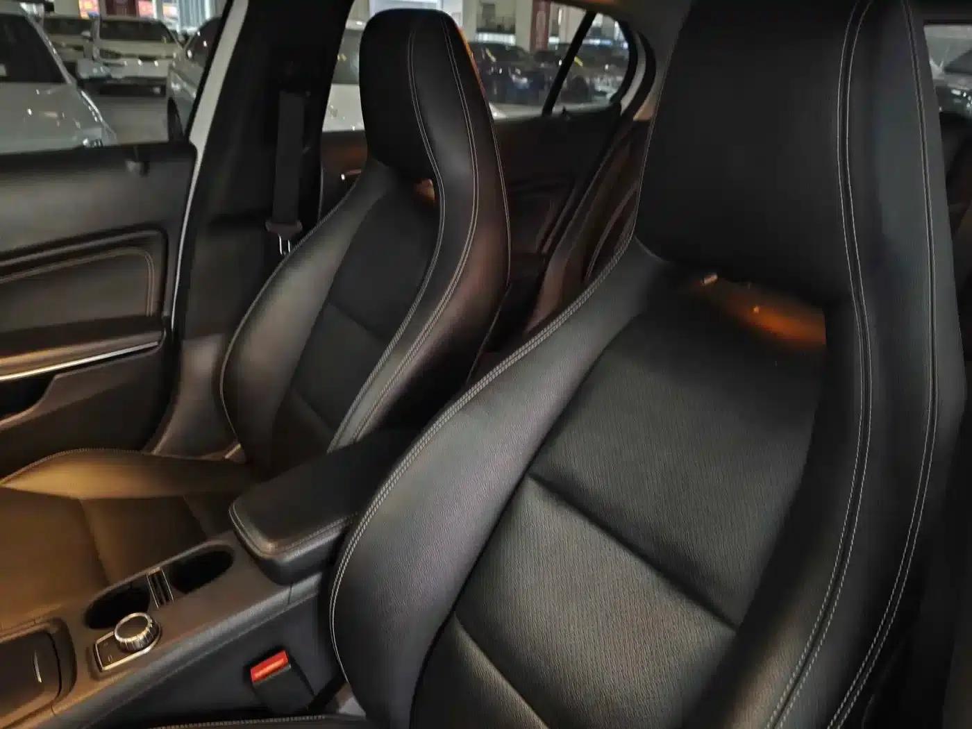 2015 Mercedes-Benz GLA 220 4MATIC Luxury — миниатюра 5