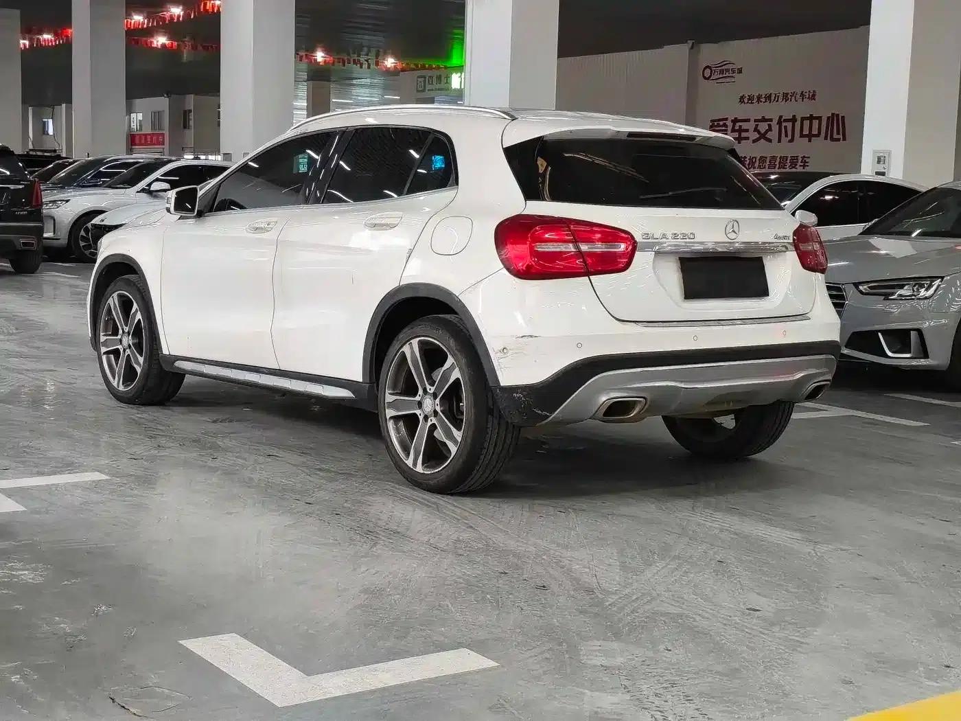 2015 Mercedes-Benz GLA 220 4MATIC Luxury — миниатюра 9