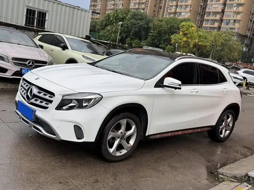 2019 Mercedes-Benz GLA 200 Dynamic — миниатюра 1
