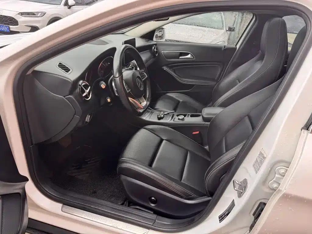 2019 Mercedes-Benz GLA 200 Dynamic — миниатюра 9