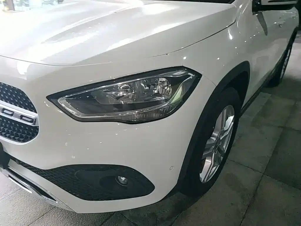 2020 Mercedes-Benz GLA 180 — миниатюра 24