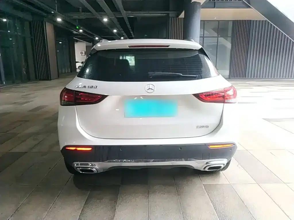 2020 Mercedes-Benz GLA 180 — миниатюра 6