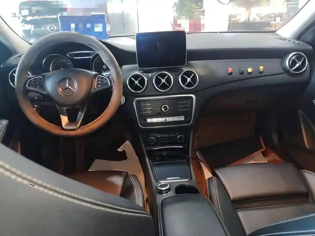 2018 Mercedes-Benz GLA 200 Dynamic — миниатюра 10