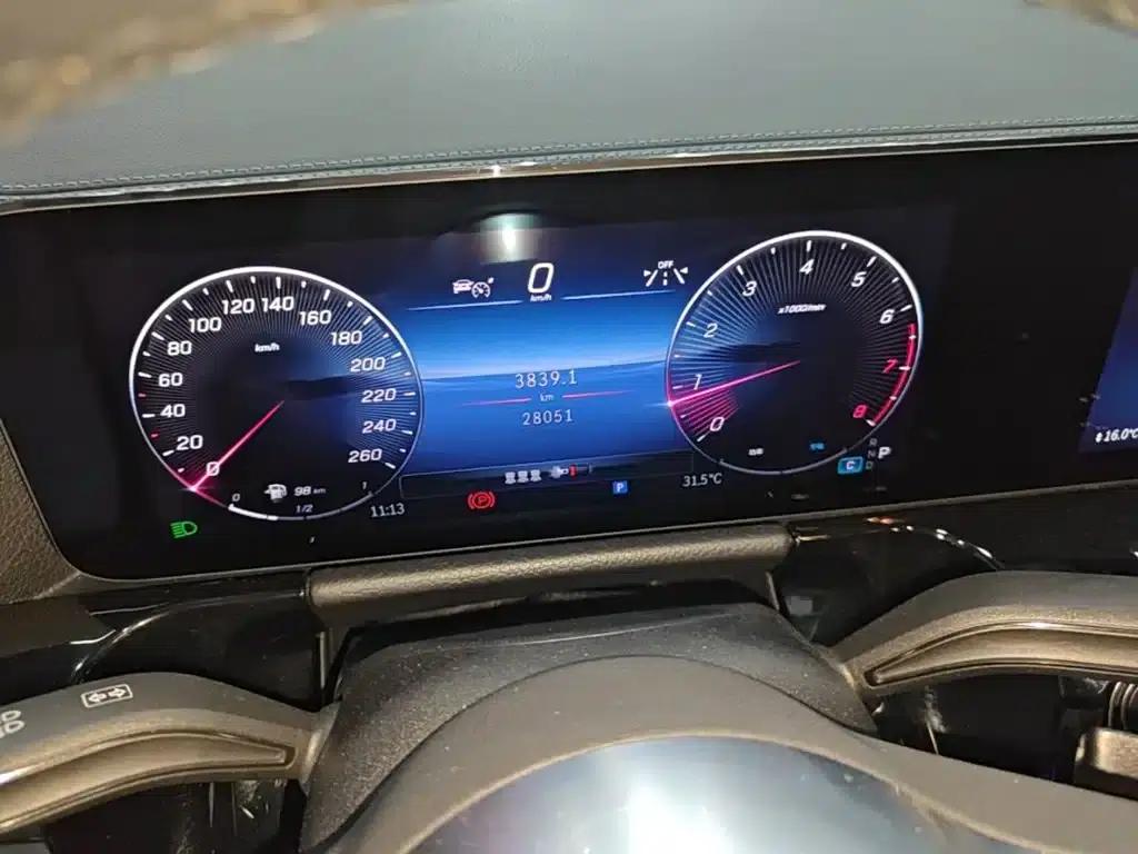 2024 Mercedes-Benz GLA 220 — миниатюра 12