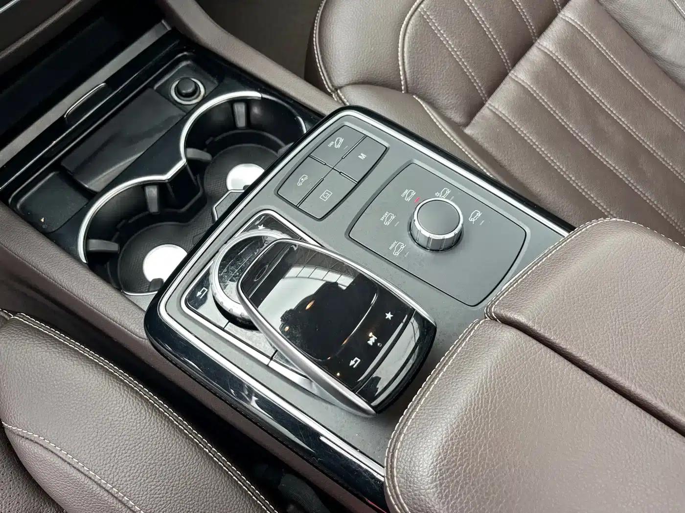 2016 Mercedes-Benz GLS 450 US Spec — миниатюра 12