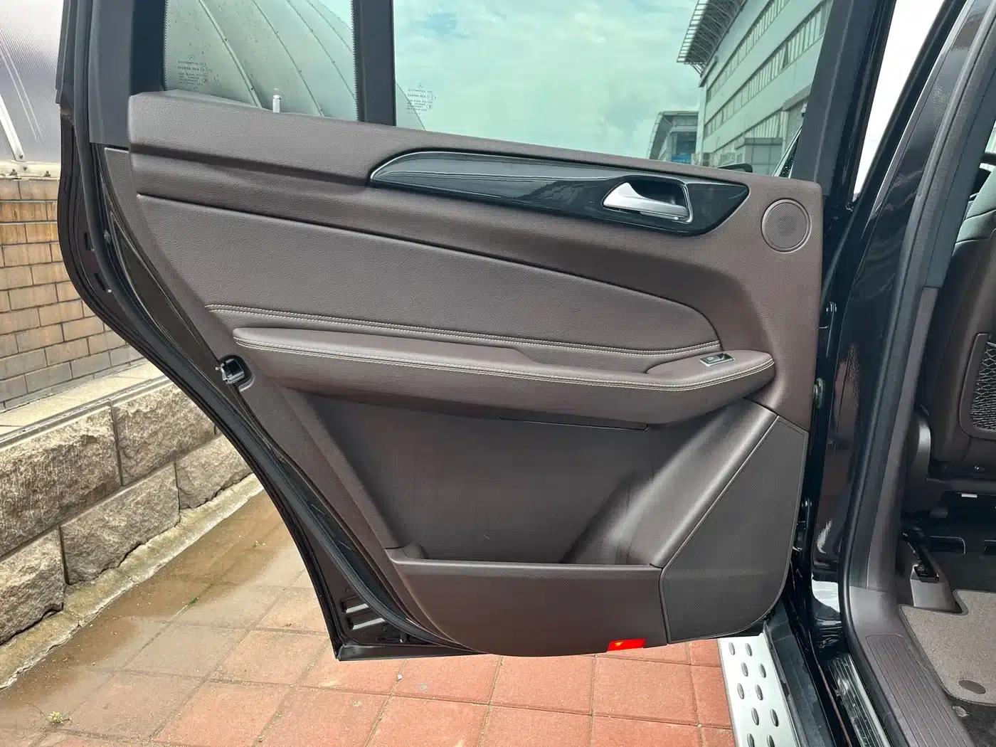 2016 Mercedes-Benz GLS 450 US Spec — миниатюра 16
