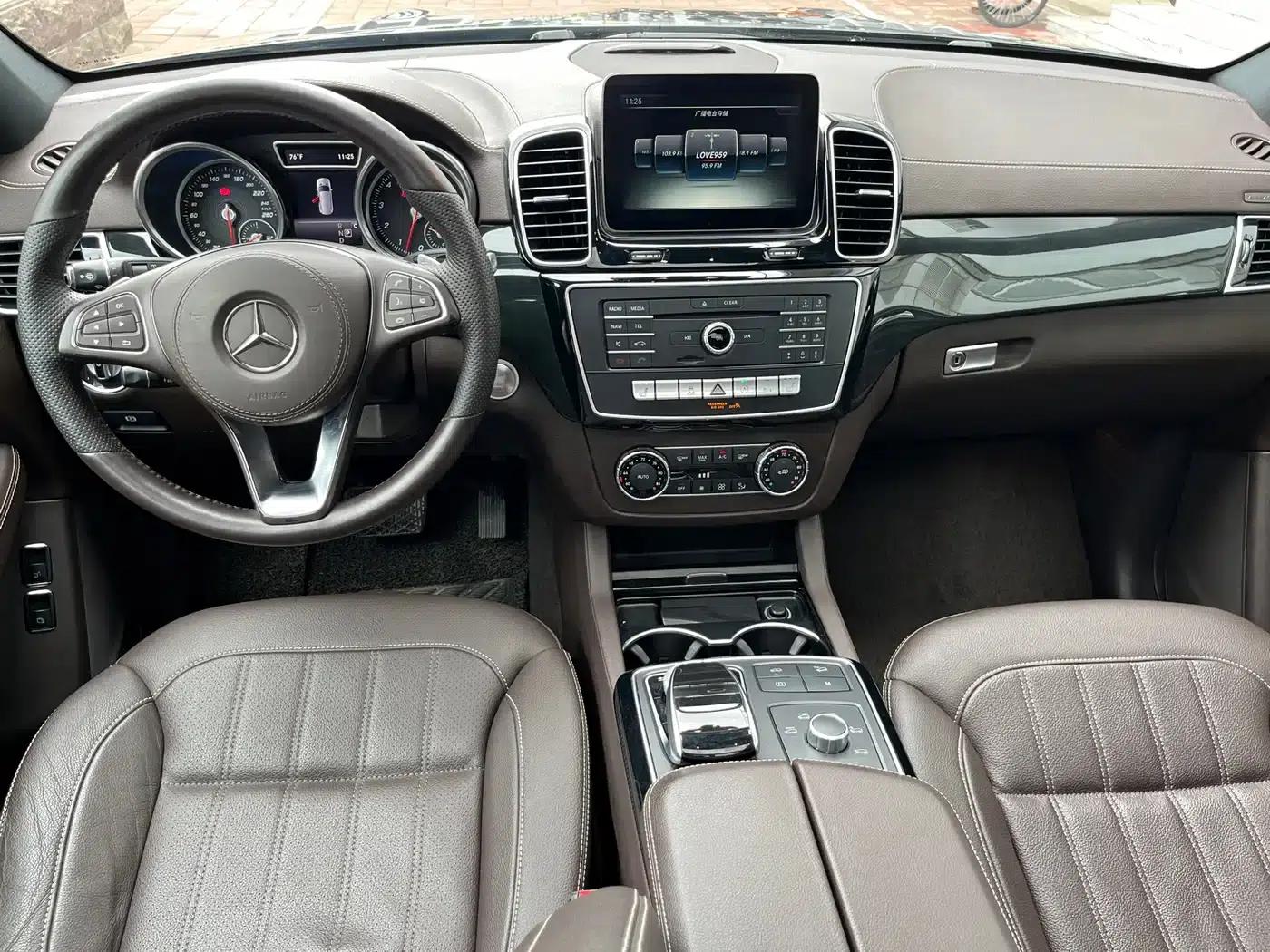 2016 Mercedes-Benz GLS 450 US Spec — миниатюра 18