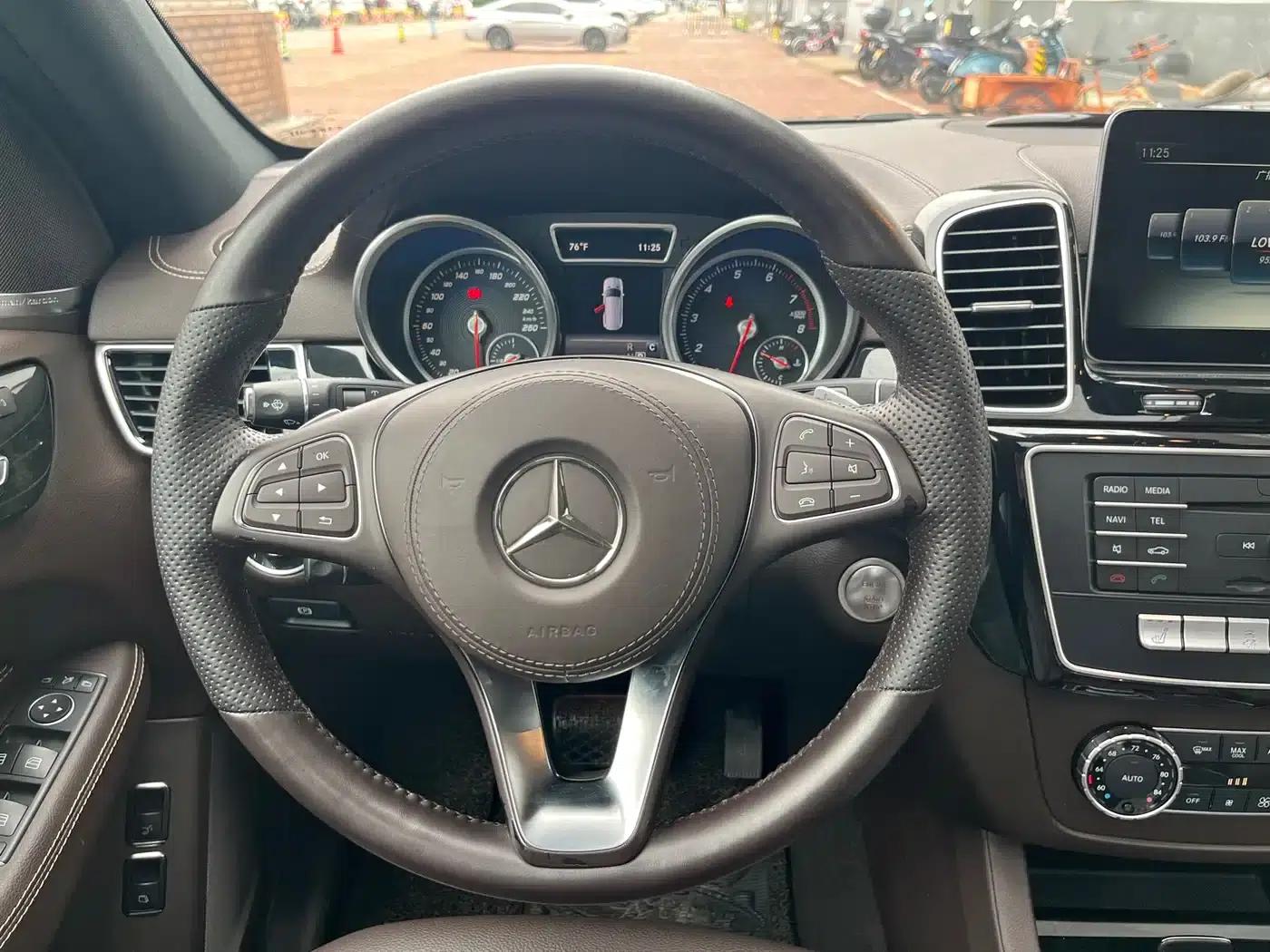2016 Mercedes-Benz GLS 450 US Spec — миниатюра 19