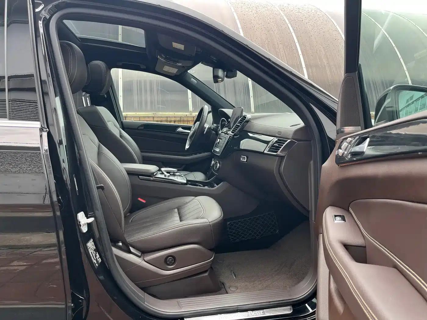 2016 Mercedes-Benz GLS 450 US Spec — миниатюра 24