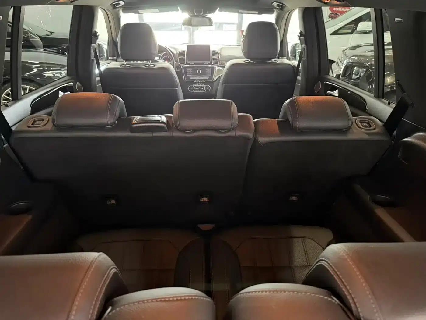 2017 Mercedes-Benz GLS 400 4MATIC Luxury — миниатюра 15
