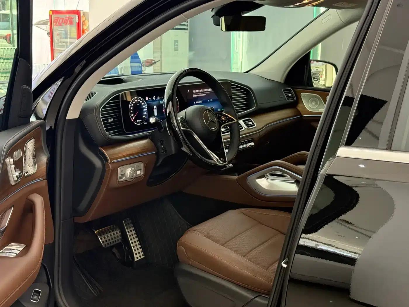 2024 Mercedes-Benz GLS 450 4MATIC Luxury — миниатюра 3