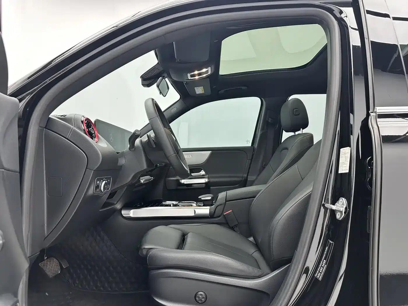 2021 Mercedes-Benz GLB 180 Fashion Edition — миниатюра 5