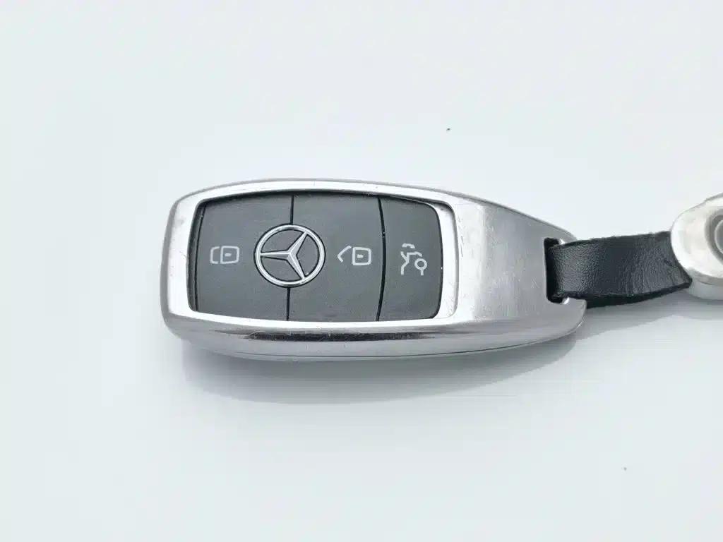 2021 Mercedes-Benz GLB 200 Dynamic — миниатюра 19