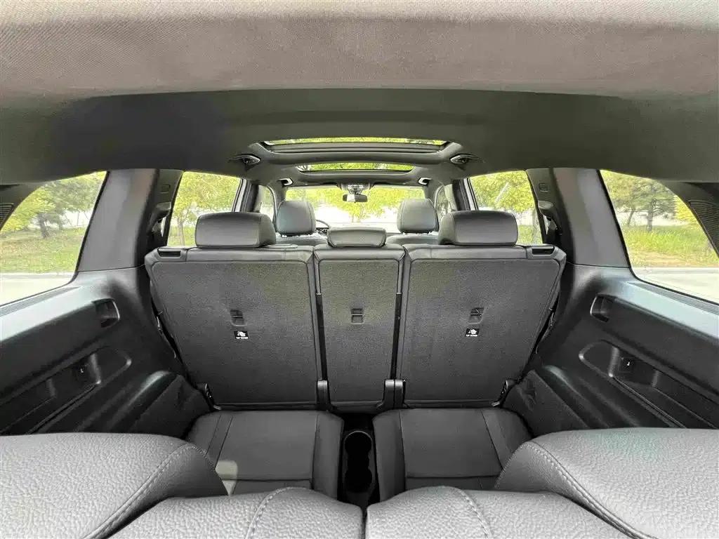 Mercedes-Benz GLB 2021 Fashion Edition — миниатюра 24