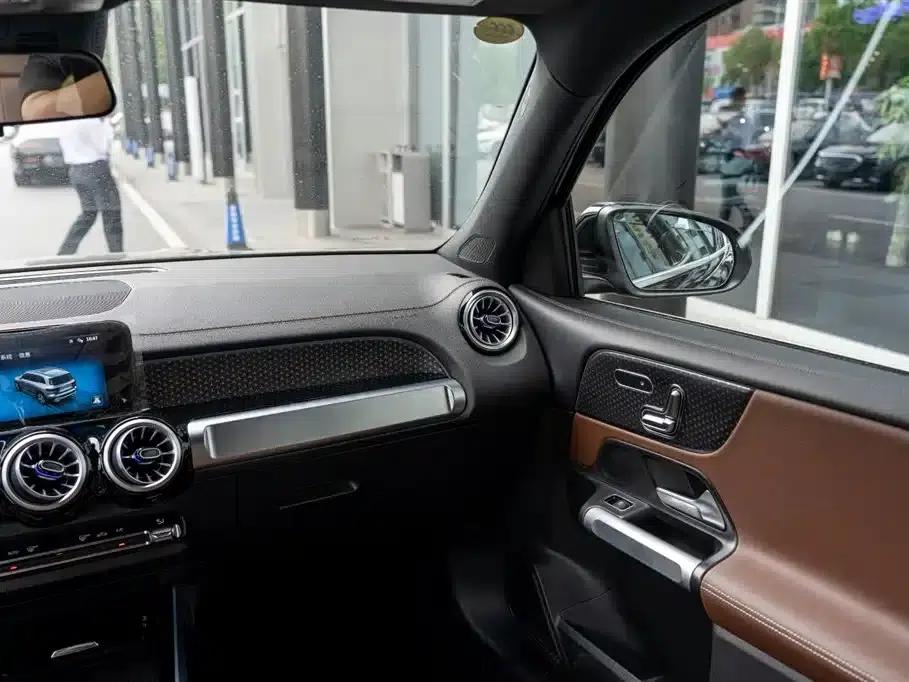 Mercedes-Benz GLB 2024 Model GLB 220 Fashion Edition — миниатюра 12