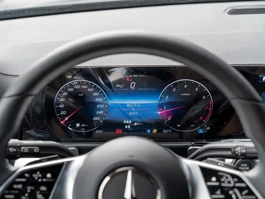 Mercedes-Benz GLB 2024 Model GLB 220 Fashion Edition — миниатюра 14