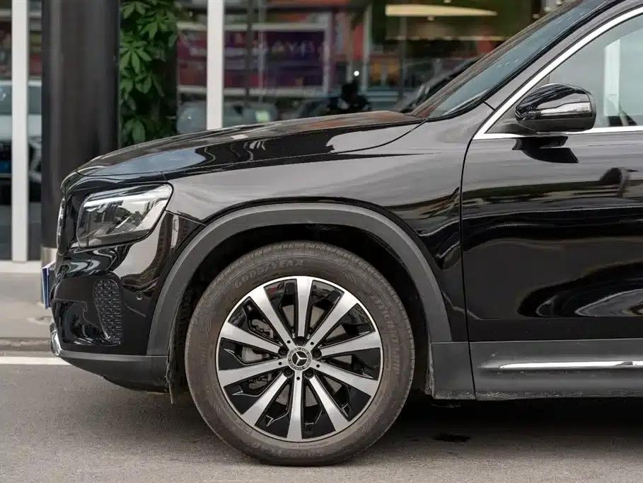 Mercedes-Benz GLB 2024 Model GLB 220 Fashion Edition — миниатюра 4