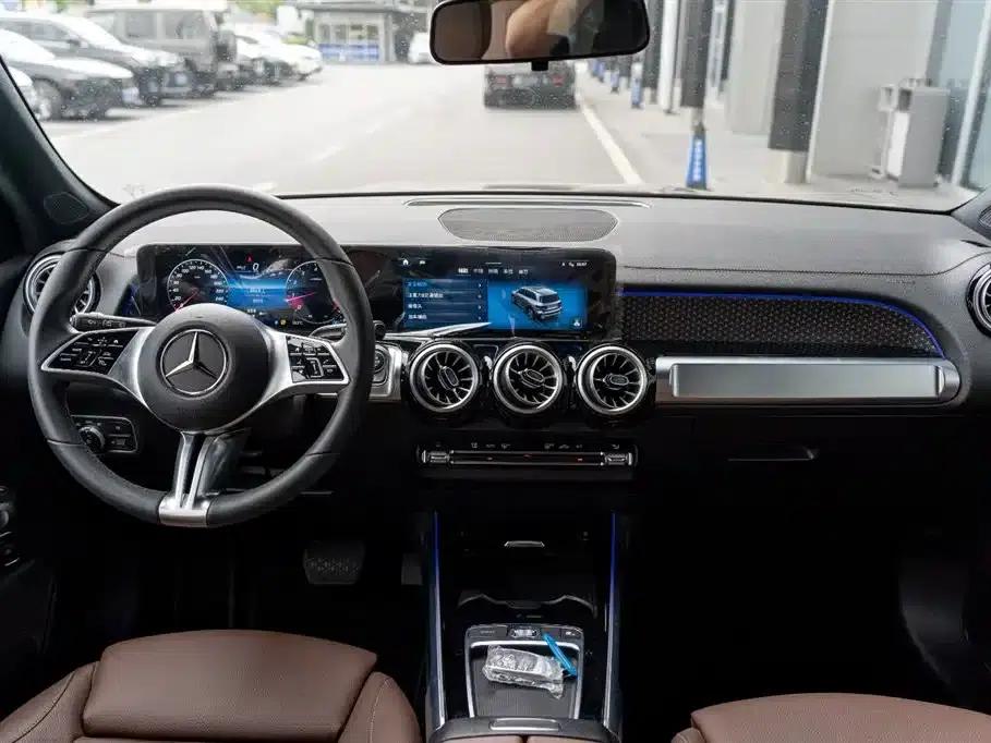 Mercedes-Benz GLB 2024 Model GLB 220 Fashion Edition — миниатюра 10