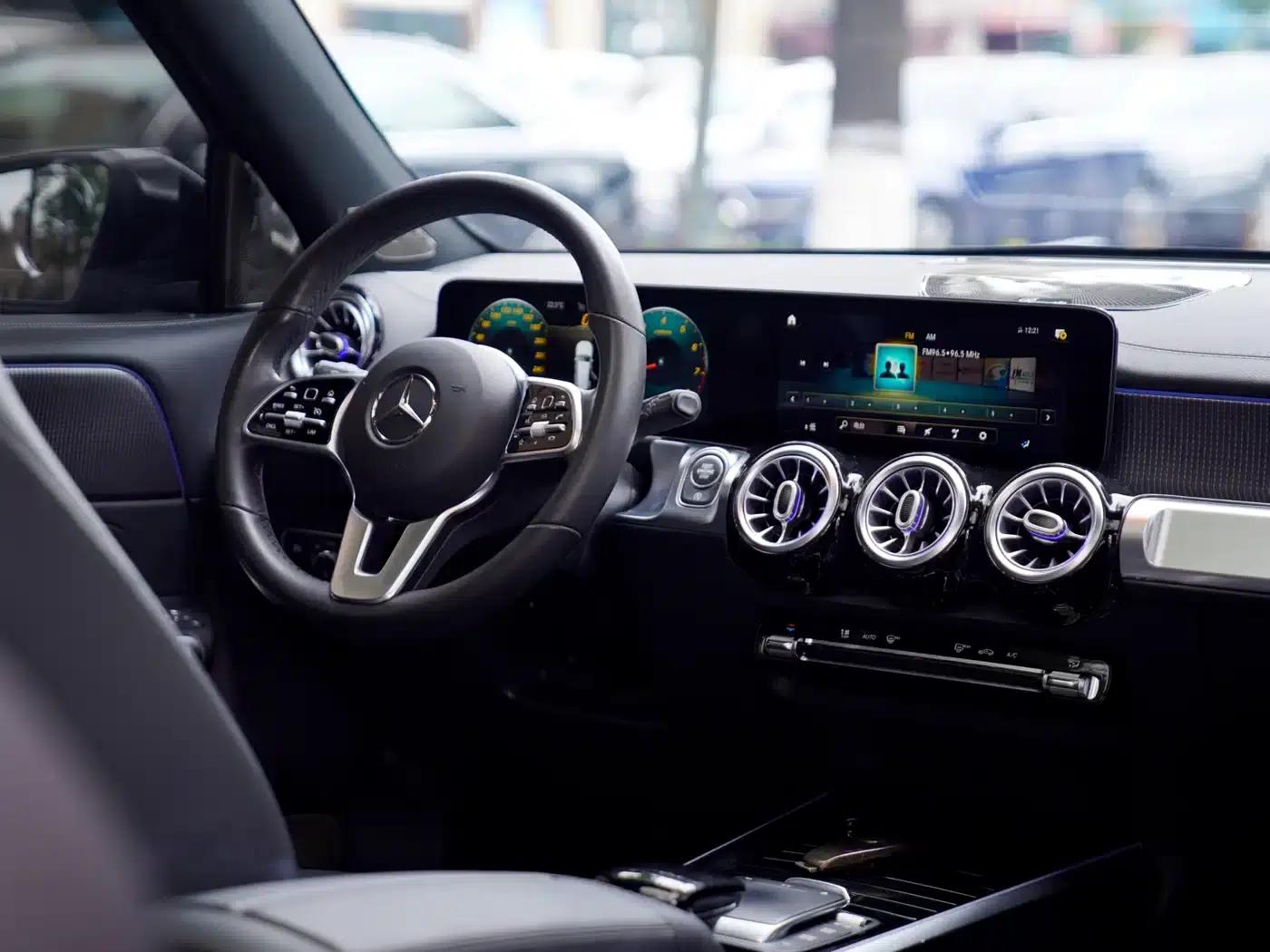 2021 Mercedes-Benz GLB 200 Dynamic — миниатюра 13