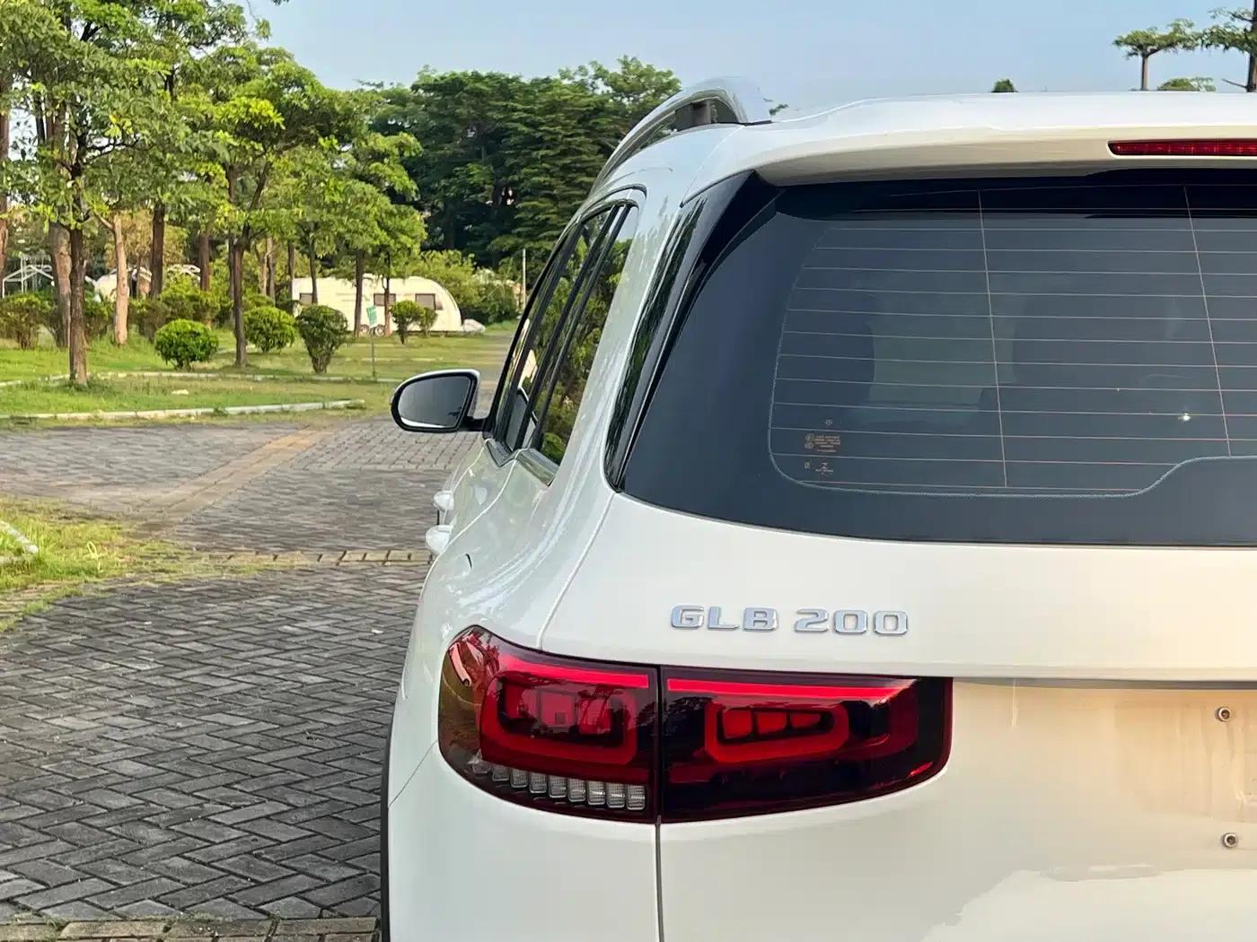 Mercedes-Benz GLB 2023 Facelift GLB 200 Dynamic — миниатюра 19