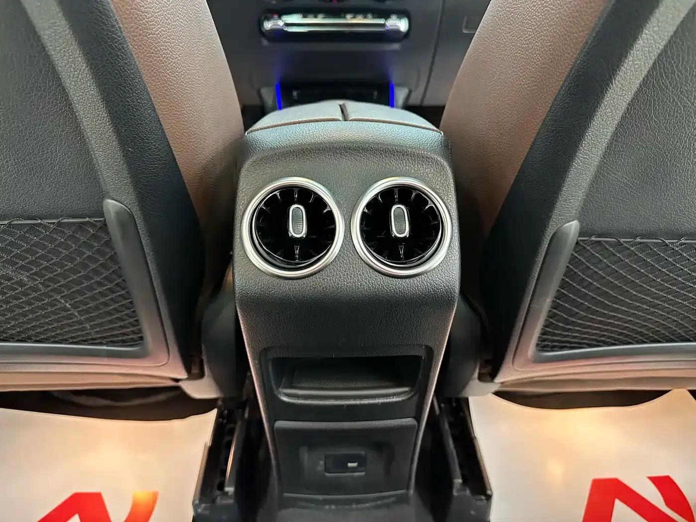 2022 Mercedes-Benz GLB 220 4MATIC — миниатюра 16