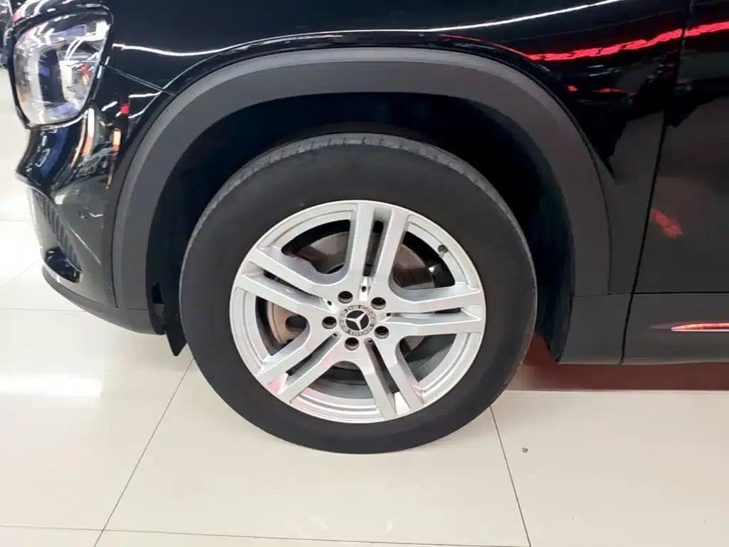 2023 Mercedes-Benz GLB 220 Dynamic — миниатюра 23