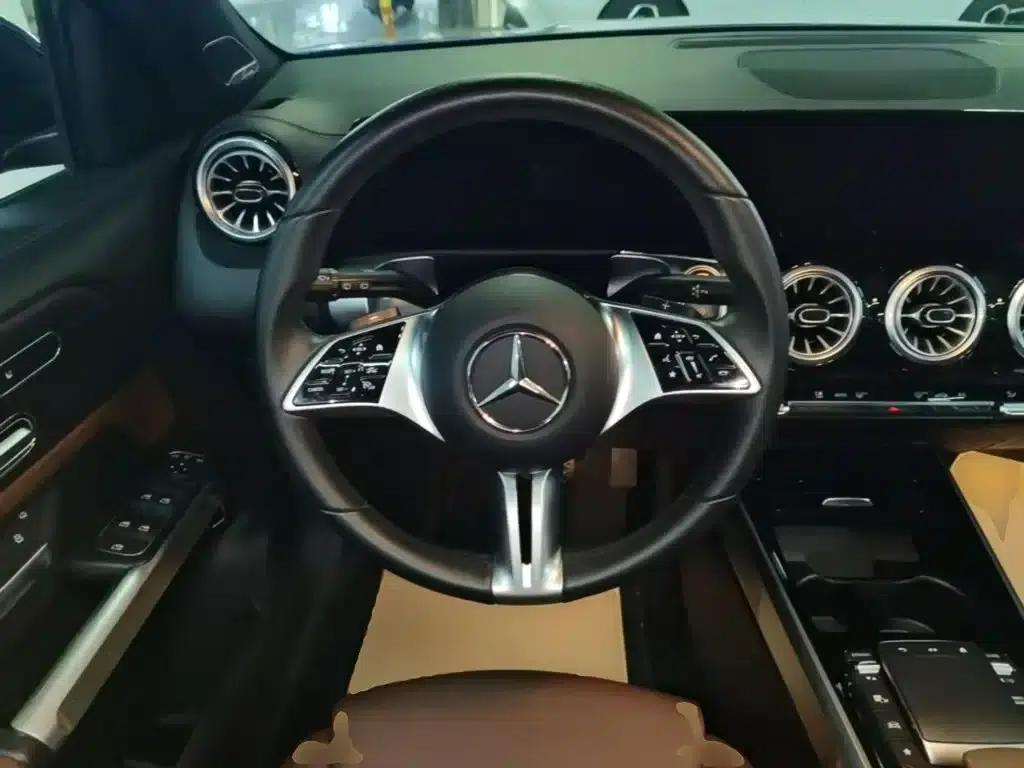 2024 Mercedes-Benz GLB 220 4MATIC — миниатюра 11