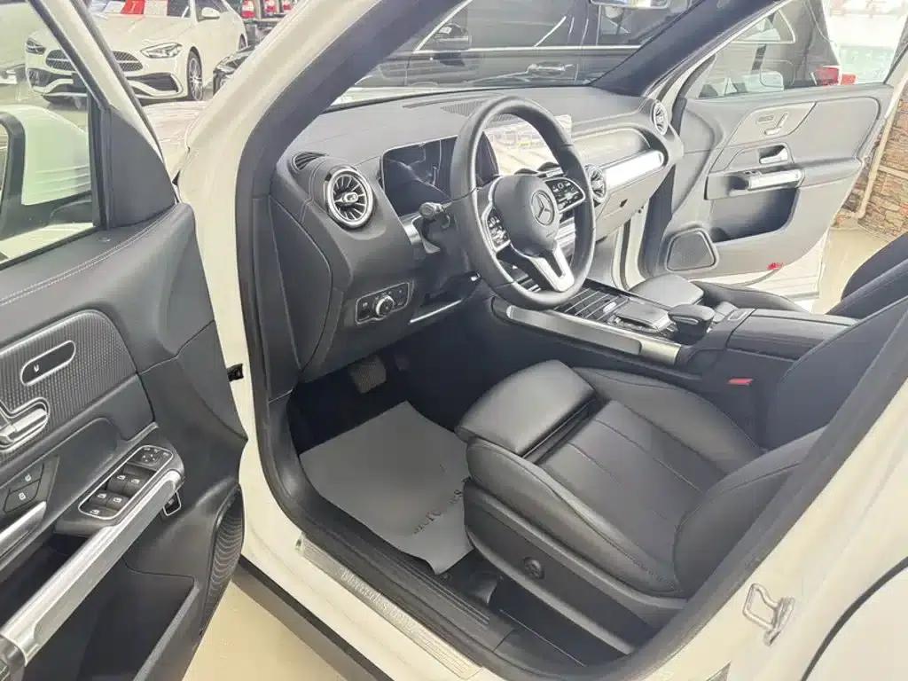 Mercedes-Benz GLB 2020 Facelift GLB 200 Fashion Model — миниатюра 9