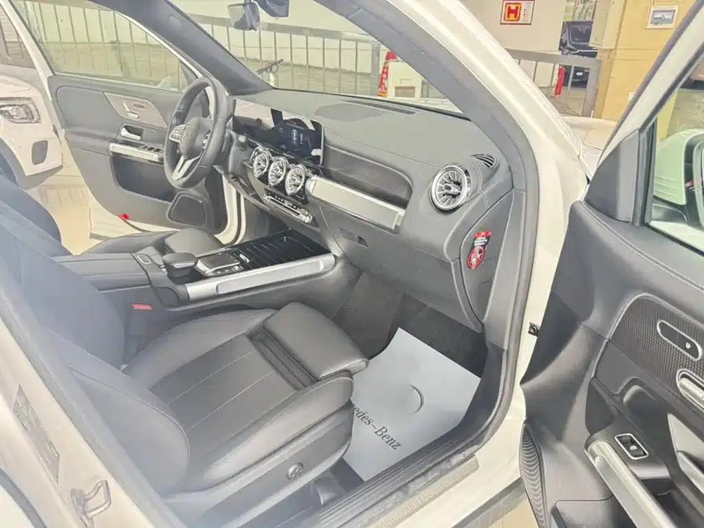 Mercedes-Benz GLB 2020 Facelift GLB 200 Fashion Model — миниатюра 10