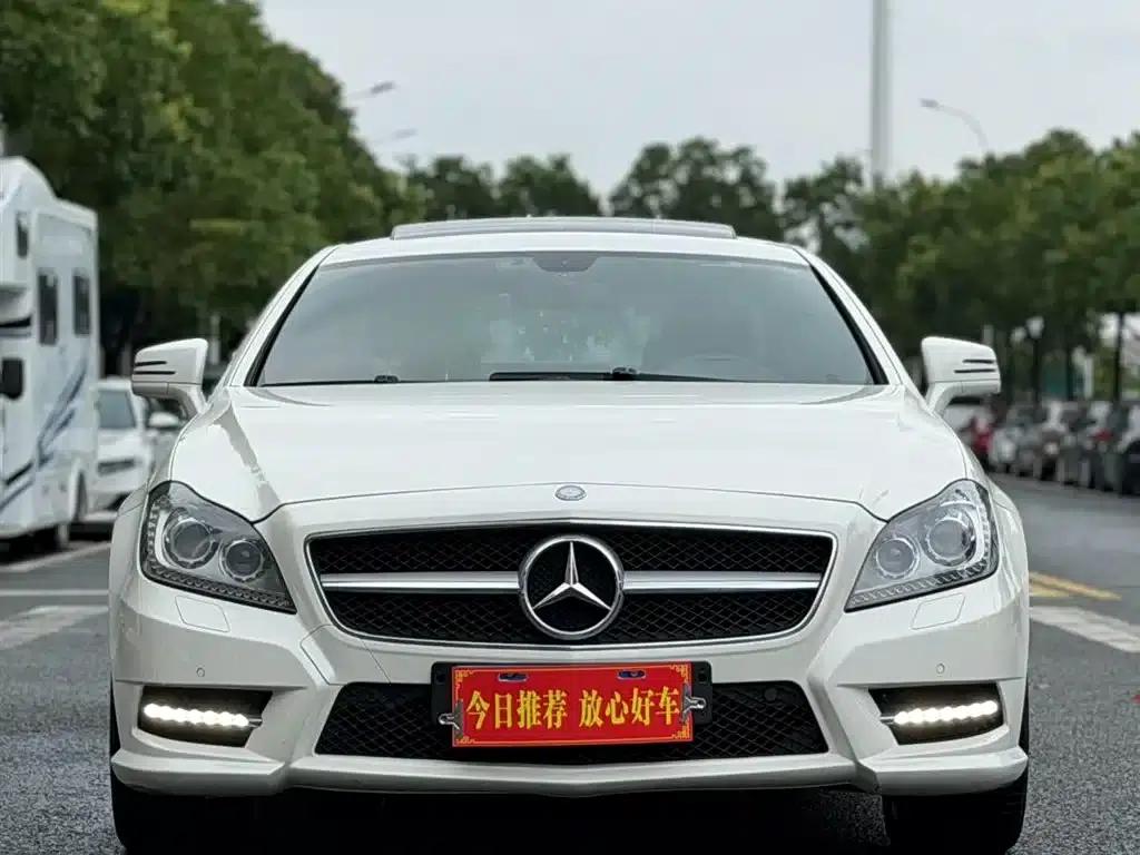 2012 Mercedes-Benz CLS 300 CGI — миниатюра 2
