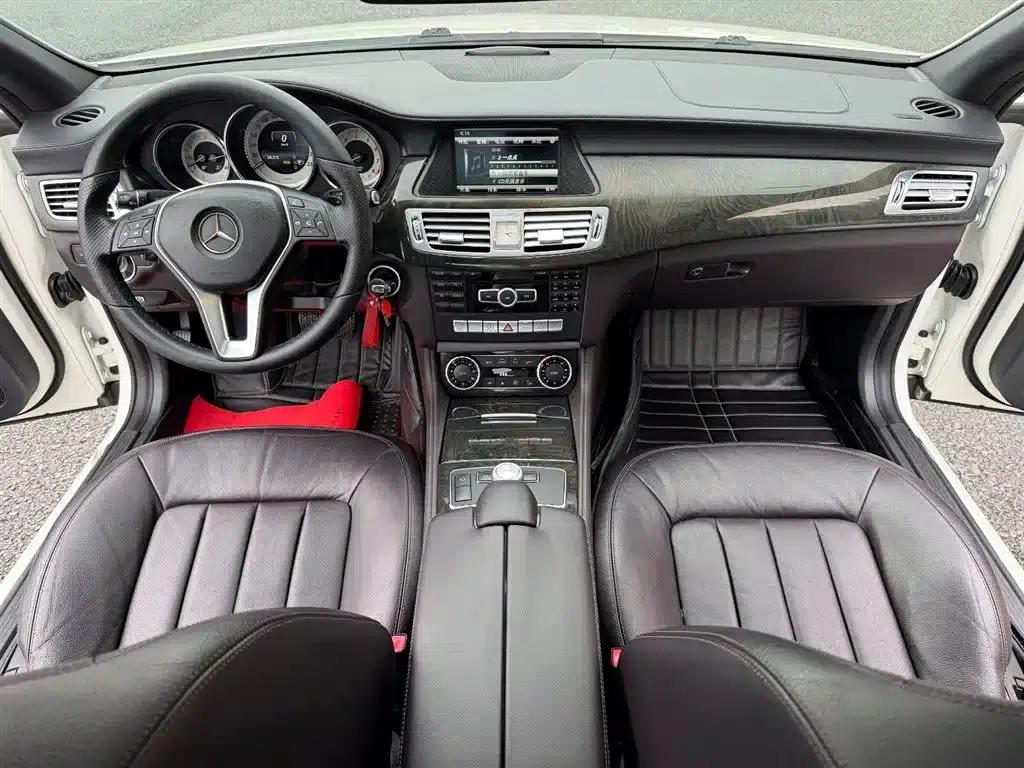 2012 Mercedes-Benz CLS 300 CGI — миниатюра 14