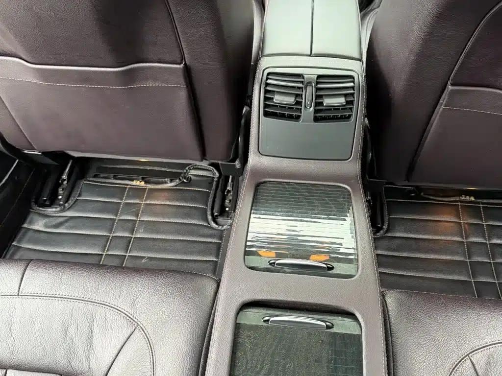 2012 Mercedes-Benz CLS 300 CGI — миниатюра 17