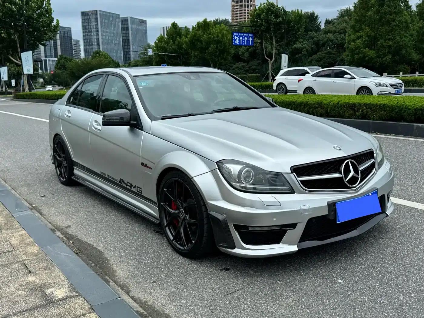 2012 Mercedes-Benz C-Class AMG C 63 Dynamic — миниатюра 3