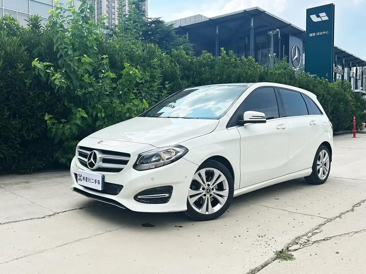 2019 Mercedes-Benz B-Class B 200 Dynamic — миниатюра 1