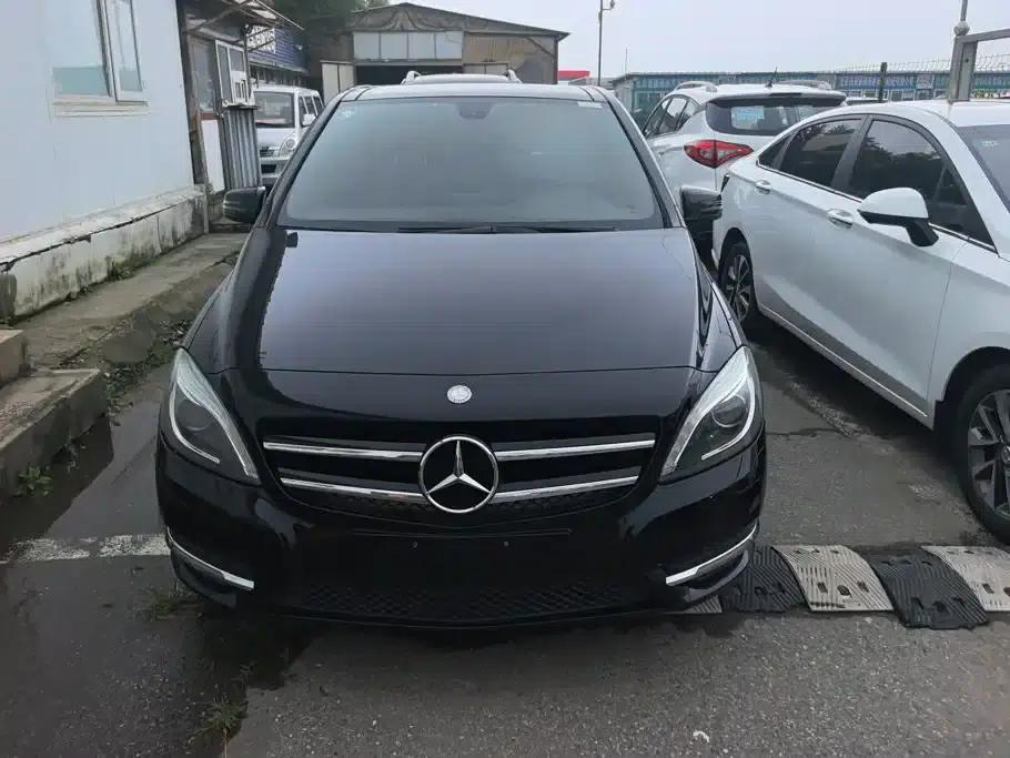 2012 Mercedes-Benz B-Class B 200 — миниатюра 2