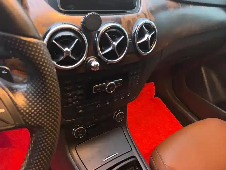 2012 Mercedes-Benz B-Class B 200 — миниатюра 16