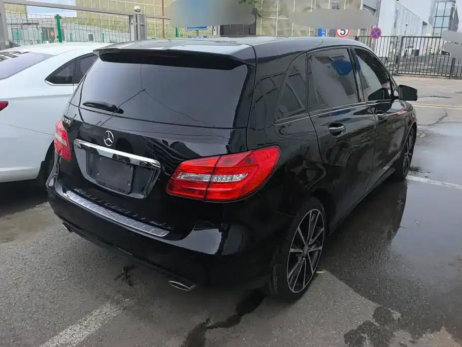 2012 Mercedes-Benz B-Class B 200 — миниатюра 3