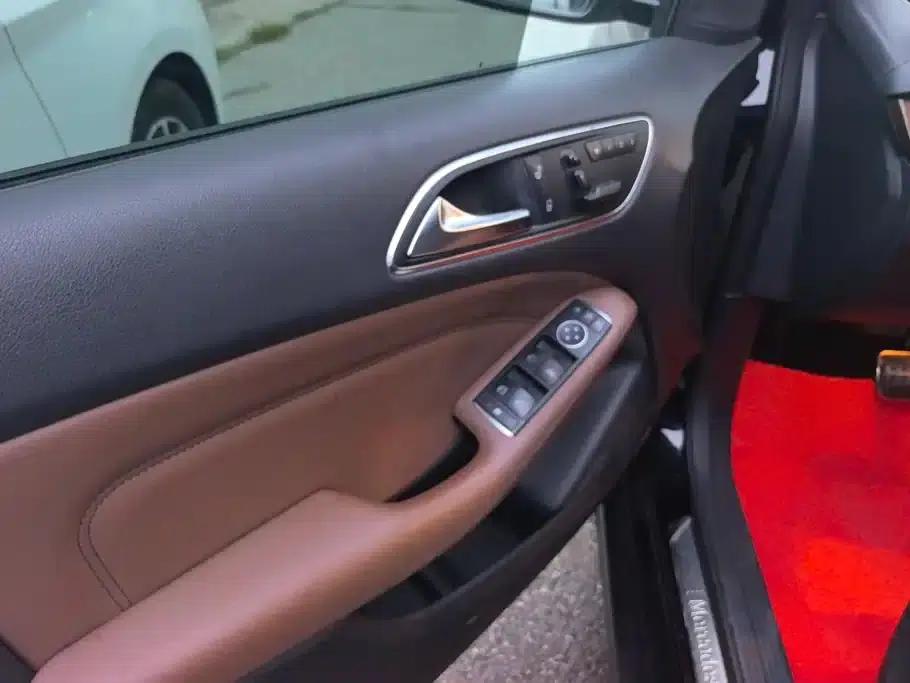 2012 Mercedes-Benz B-Class B 200 — миниатюра 7