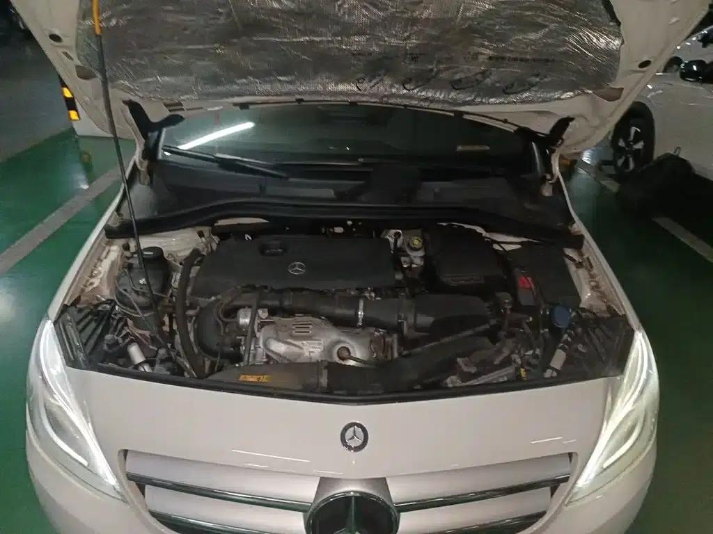 2012 Mercedes-Benz B-Class B 200 — миниатюра 17
