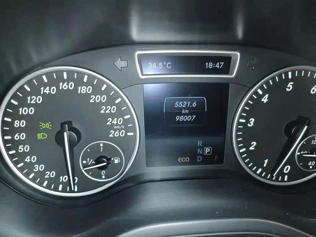 2012 Mercedes-Benz B-Class B 200 — миниатюра 9