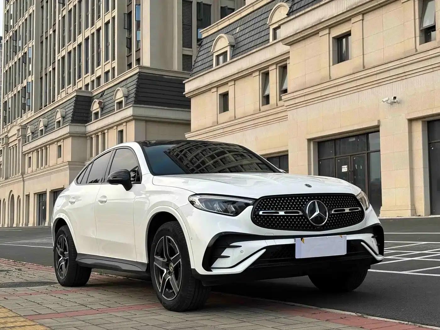 2024 Mercedes-Benz GLC Coupe, GLC 260 4MATIC Coupe SUV — миниатюра 3