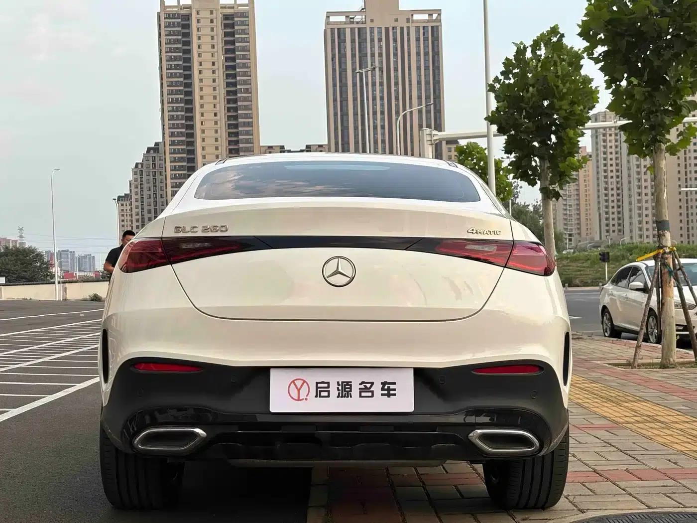 2024 Mercedes-Benz GLC Coupe, GLC 260 4MATIC Coupe SUV — миниатюра 5