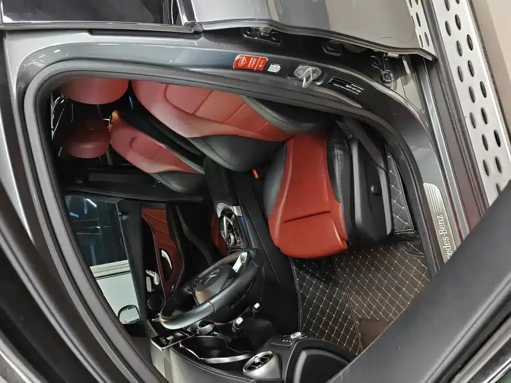 Mercedes-Benz GLC Coupe 2019 GLC 260 4MATIC Coupe SUV — миниатюра 8