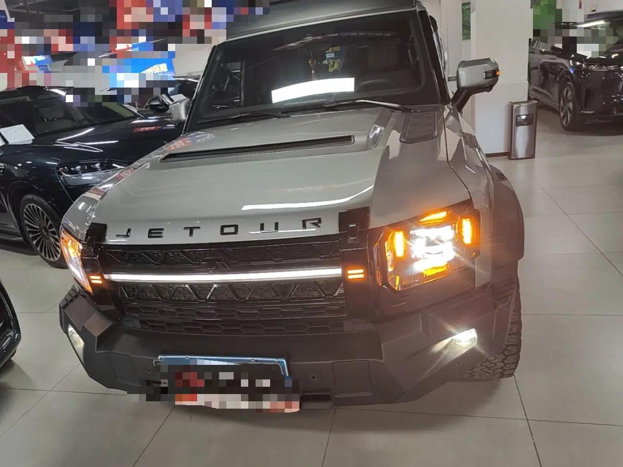 JETOUR Traveler 2024 2.0T All-Wheel-Drive Silver Dragon Wings — миниатюра 2