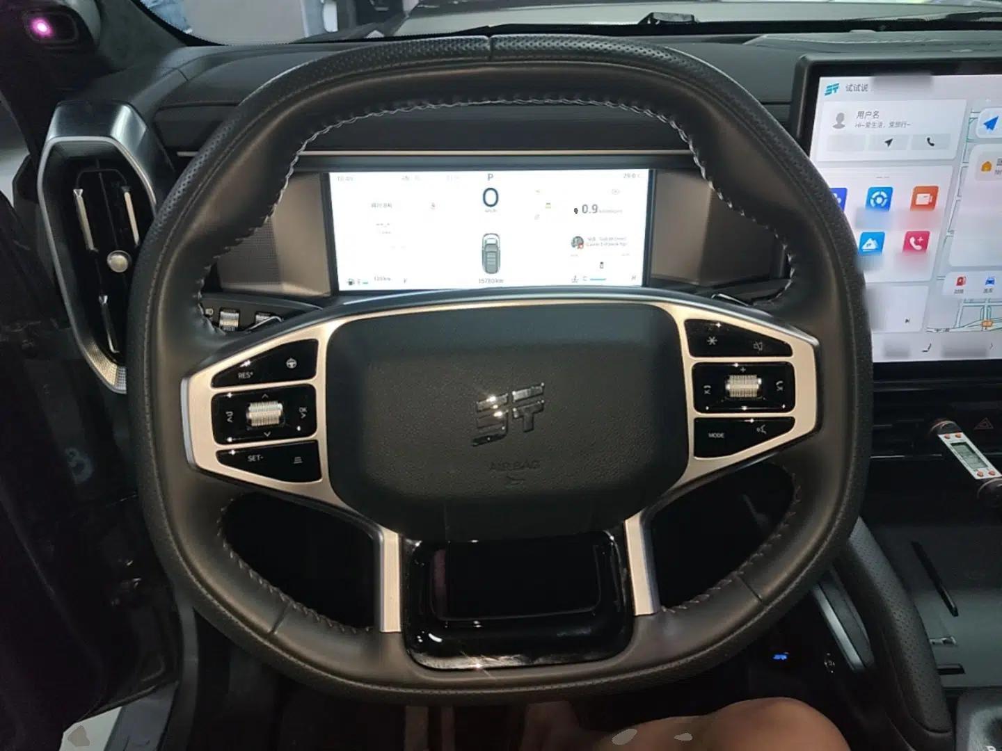 JETOUR Traveler 2024 2.0T All-Wheel-Drive Silver Dragon Wings — миниатюра 13