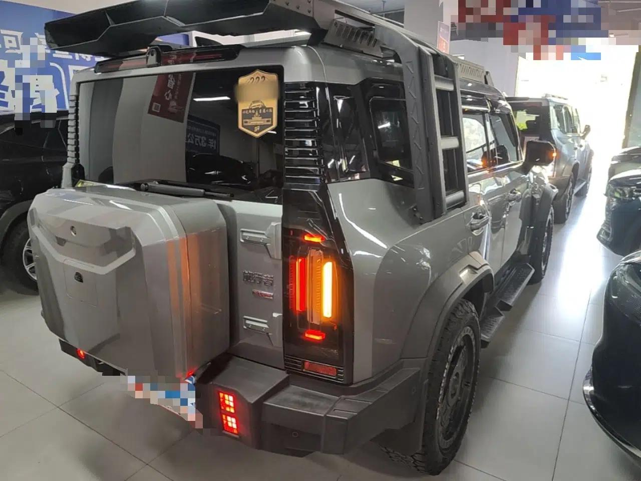 JETOUR Traveler 2024 2.0T All-Wheel-Drive Silver Dragon Wings — миниатюра 6