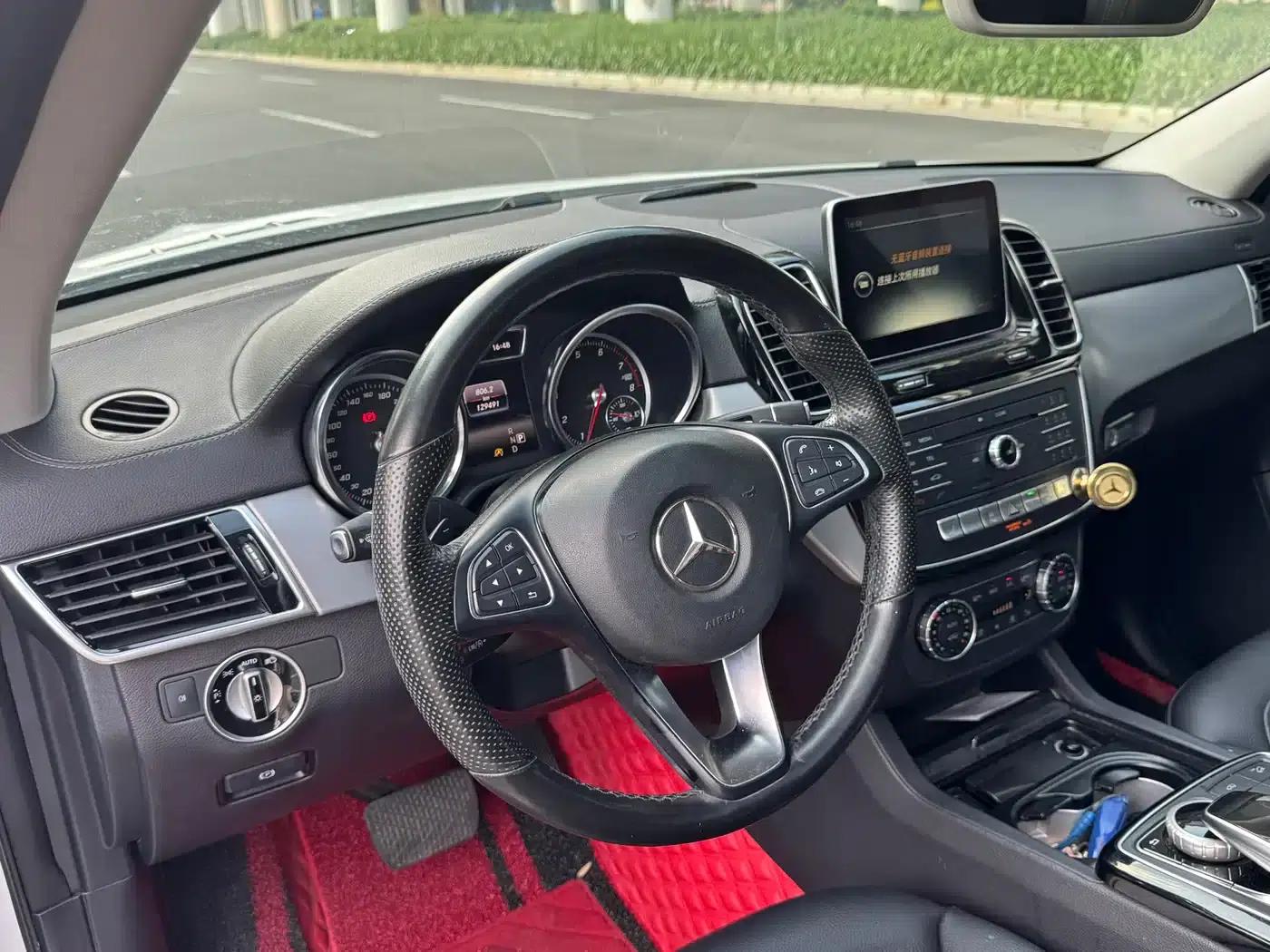 2015 Mercedes-Benz GLE Coupe, GLE 400 4MATIC Coupe SUV — миниатюра 5