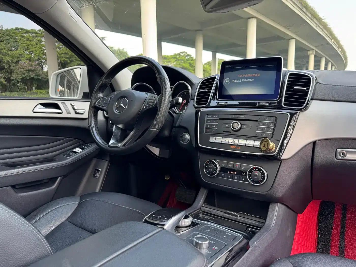 2015 Mercedes-Benz GLE Coupe, GLE 400 4MATIC Coupe SUV — миниатюра 8