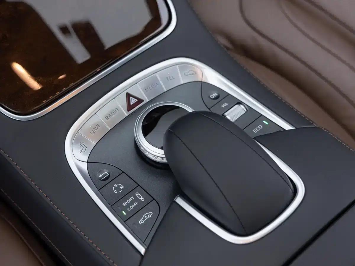 2014 Mercedes-Benz S-Class AMG S 63 L 4MATIC — миниатюра 16